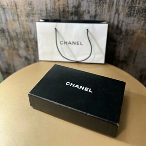 CHANEL Calfskin Diamond-Stitched Long Bifold Wallet